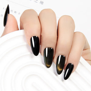 Vernis à ongles Oeil de chat