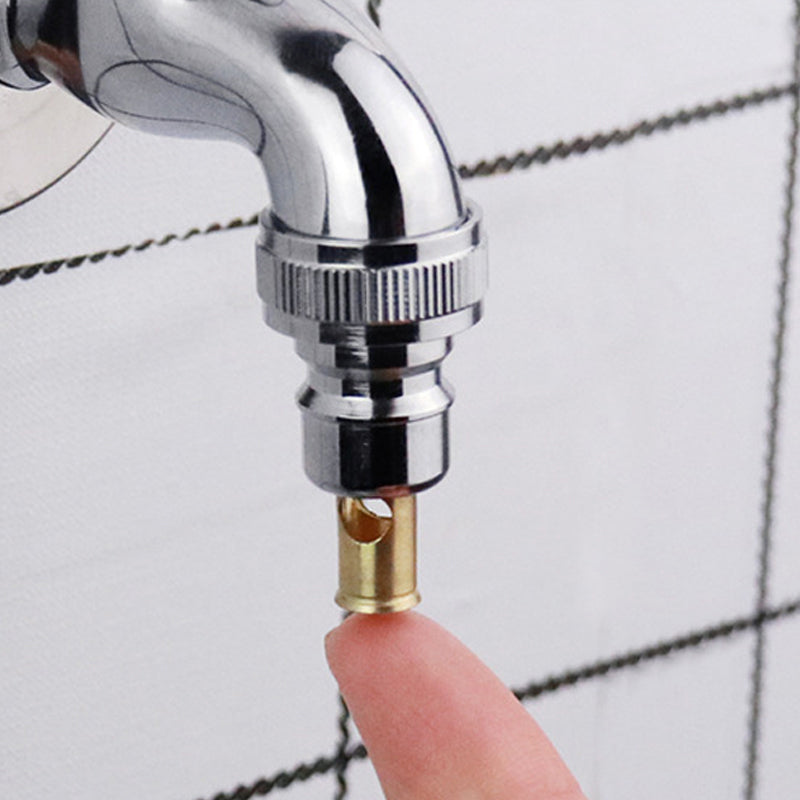 Adaptateur étanche pour robinet